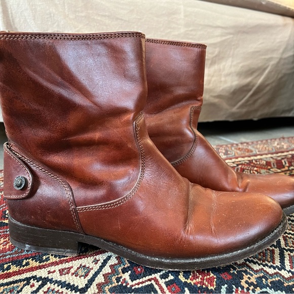 Frye Melissa Button Leather Zip Short Boot, #76501, Cognac Brown - Picture 2 of 4